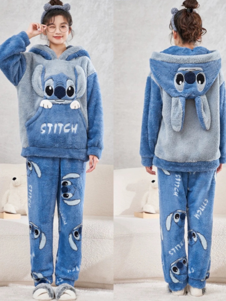 Anime Stitch Winterpyjama Cart - Winter Clothing In Japan recensie en prijs